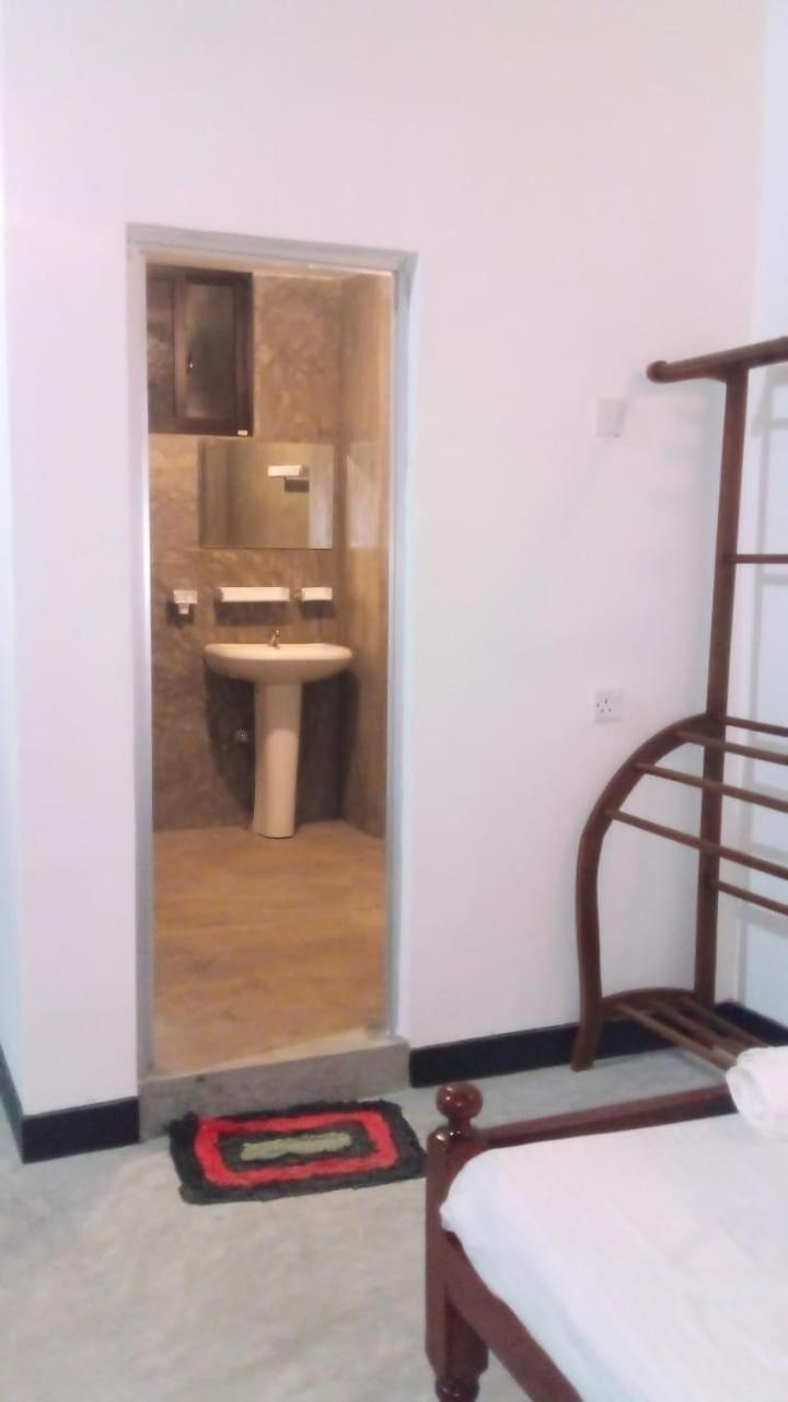 Yunal'S Place Матара Екстер'єр фото